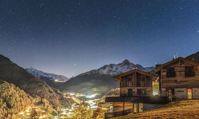 Soelden Apartment | Beautiful apartment for 6 guests with WIFI, TV, terrace and pets allowed