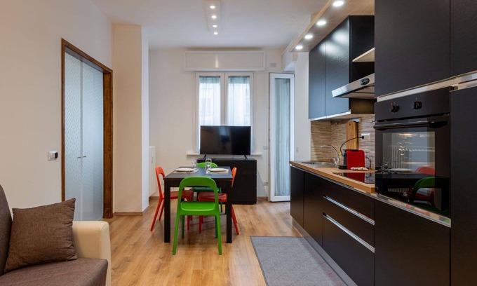 Citta Studi Apartment | Cozy Apartment for 3 with A/C, WIFI & Balcony Retreat