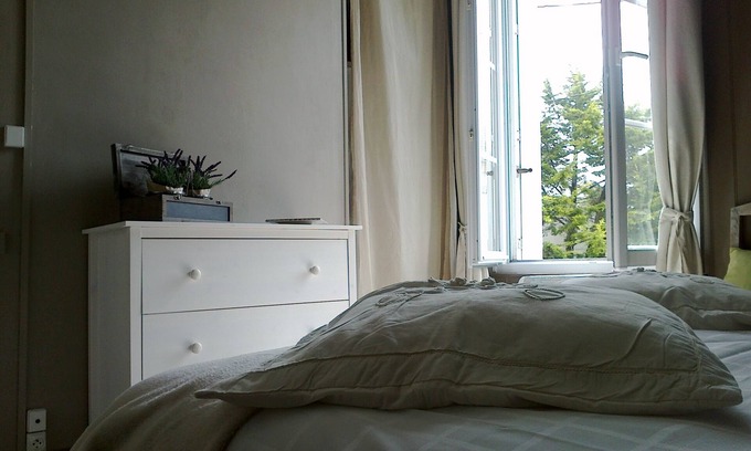 Asnelles Apartment | Stunning Ocean View Apartment with Pool & Breakfast Included