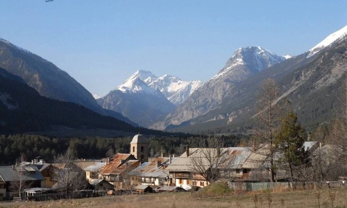 Montgenevre Apartment | Guest Rated 10/10: Cozy Apartment in Montgenèvre Village
