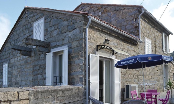 Sollacaro Apartment | Family-Friendly 2 Bedroom Getaway in Scenic Sollacaro