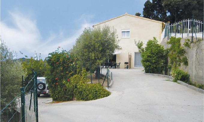 Coggia Apartment | Cozy Coggia Apartment with Pool, Internet & Pet-Friendly Stay