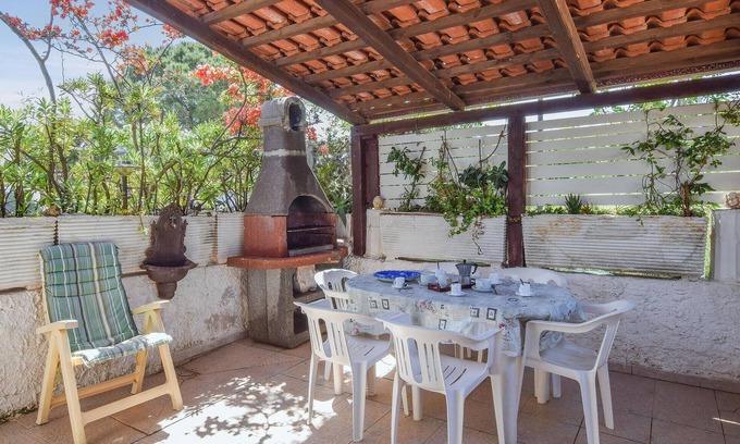 Briatico Apartment | Discover Your Serene Retreat Near Bays in Brace