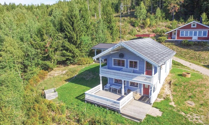 Langav Apartment | Beautiful Apartment in Sysslebäck With 2 Bedrooms and Wifi