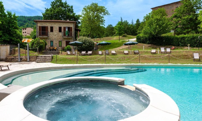 Apecchio Apartment | Cozy 1 Bedroom in Apecchio PU with Pool and Spa Access