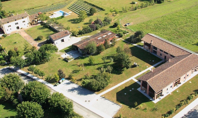 Povoletto House | Elegant Villa Apartment with Pool, WiFi & Pet-Friendly Options