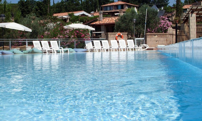 Guardistallo House | Cozy Villa Apartment for 5: Pool, Pets Welcome & Parking