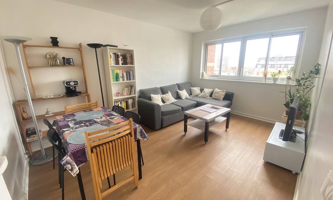 Vanves Apartment | Convenient Apartment Near Metro 13 for Olympic Games