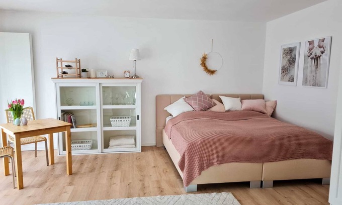 Naurod Apartment | Ideal Apartment with Private Terrace Near Wiesbaden