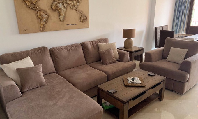 Benahavis Apartment | Elegant Apartment with Pool at Golf & Sport Resort