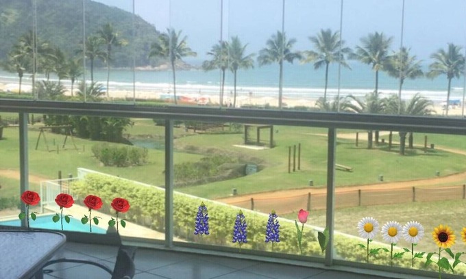 Riviera de Sao Lourenco Apartment | Top-Rated 3-Bed Apartment Steps from the Beach with Spa