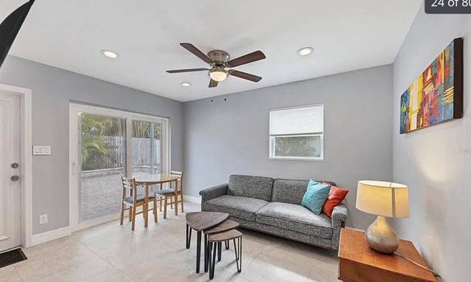 North Trail Apartment | Beautiful Apt B Close to Downtown, Bayfront and beaches