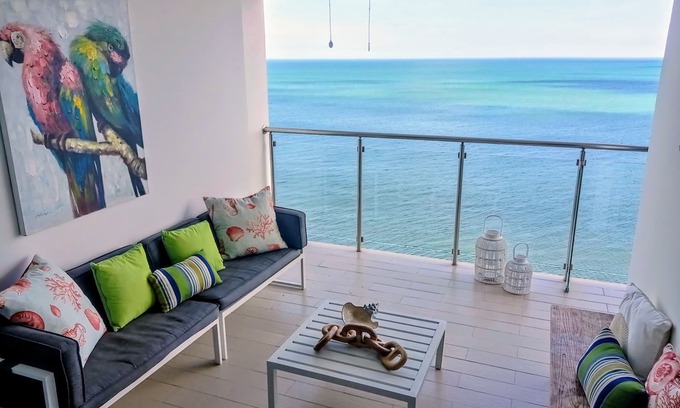 El Palmar Apartment | Coastal Apartment with Breezy Vibes and Pool Access