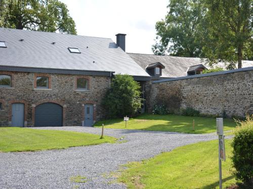 Sainte-Ode House | Tranquil Ardennes House: Family Friendly Retreat