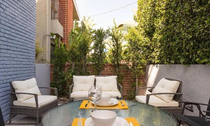 Marina Peninsula Apartment | Inviting Beach Condo with 2 Bedrooms & Family-Friendly Amenities
