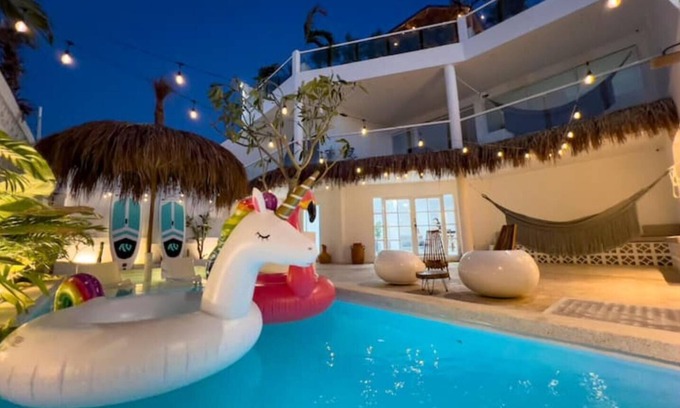 La Boquilla House | Oceanfront Beach House with Pool and Jacuzzi Retreat
