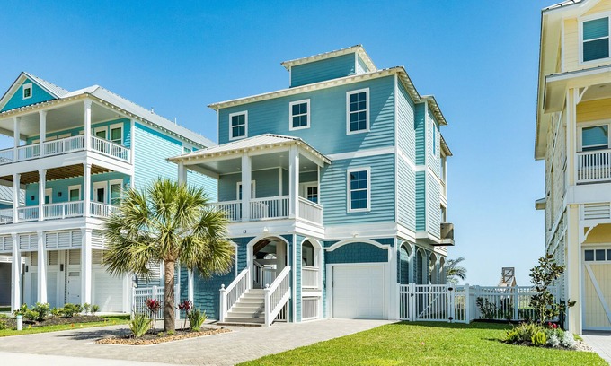 Galveston House | Seaside Retreat at East Beach with Private Dune Access