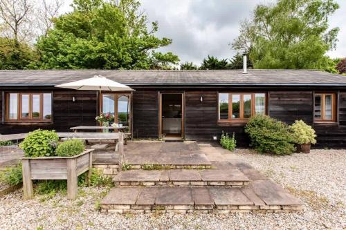 Corsham House | Beautiful Box Hill Lodge