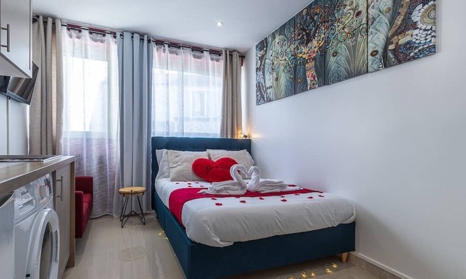 Gentilly Apartment | Ideal Getaway in Paris Gentilly with Breakfast & Family Perks