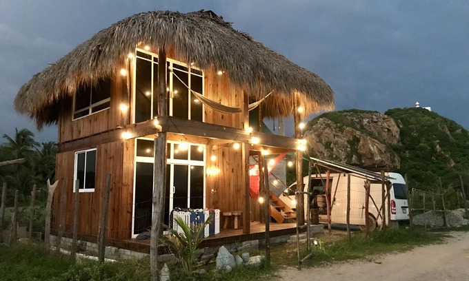 El Azufre Cabin | Cozy Beach Cabin Steps from Surf and Nature's Peace