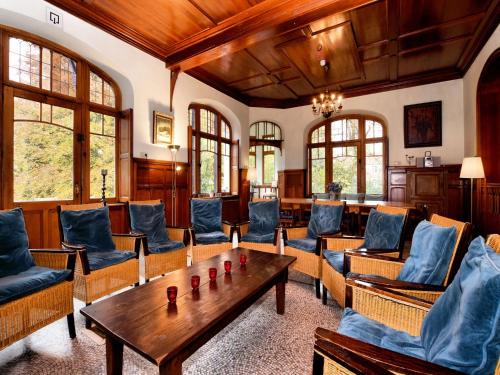 Spa Villa | Enchanting Castle House in Spa with Pristine Garden Retreat