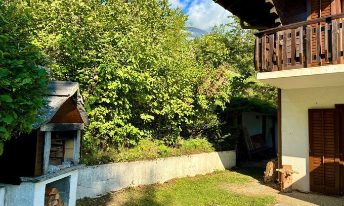 Chamoson House | Beautiful private villa for 6 people with WIFI, TV and terrace