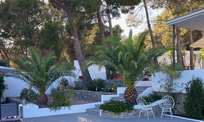 Bernia Villa | Beautiful Charming Villa 4 Bedrooms 2SDB Pool Views Sea and Mountain-Quiet A / C