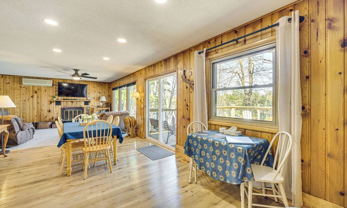Chetek Cottage | Inviting Chetek Home with Prairie Lake Access & Amenities