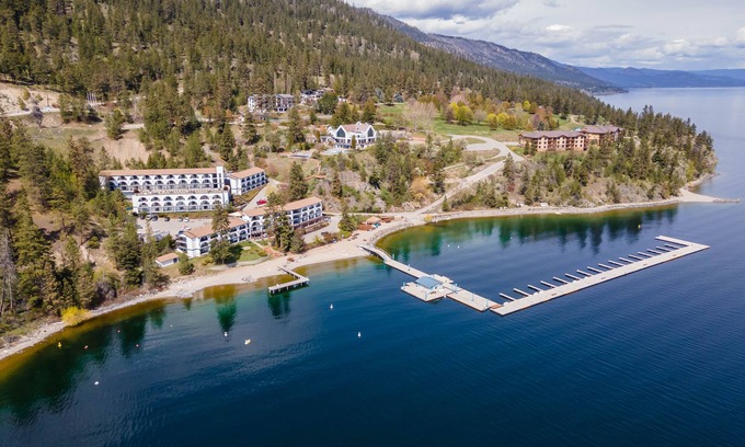Central Okanagan Condo | Inviting Condo at Lake Okanagan Resort - Steps to the Beach!