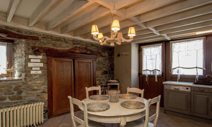 Manhay Cottage | Pet-Friendly Cottage in Malempre with Fenced Garden