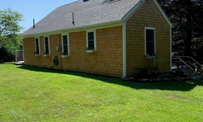 Mount Desert Cottage | Charming Cottage near Acadia National Park with Spa & Pool