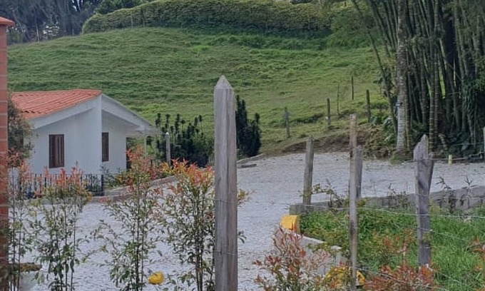 Rionegro House | Enchanting Country House Near Jose Maria Cordoba Airport