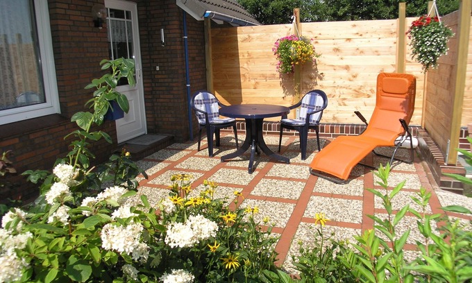 Dornumergrode Apartment | Cozy Family Apartment with Pool and Large Garden – Rated 9.8