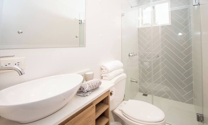 Escazu Apartment | Inviting Condo Steps from Avenida Escazu - Perfect for Families!