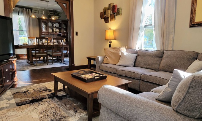 South Beloit House | Charming Craftsman Home with Fenced Yard & Pool Access