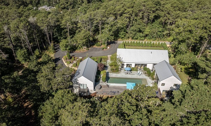 Oak Bluffs House | Beautiful Custom Home with Pool, Hot Tub & Ocean Views