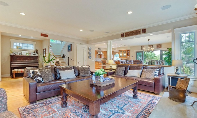 Coronado House | Elegant Custom Home with Pool and Ocean View in Coronado