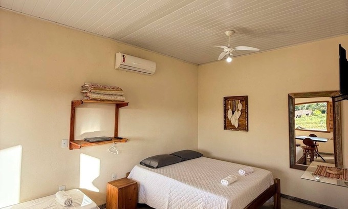 Corumbau Ski Chalet | Cozy Dendê Chalet Steps from Corumbau Beach with Ocean Views