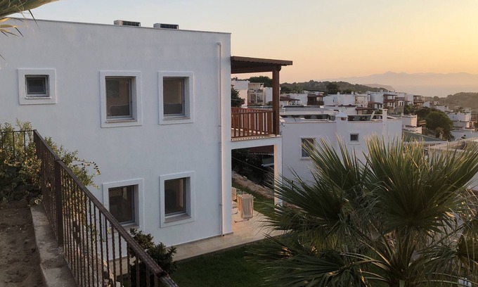 Koyunbaba Villa | Oceanfront Villa with Pool and Breathtaking Sea Views
