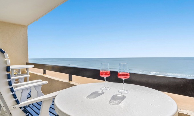 North Myrtle Beach Condo | Oceanfront Condo with Heated Pool and Hot Tub - 10/10 Rated