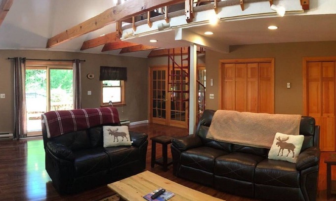 Conway House | Beautiful Dog-Friendly Conway Chalet! πΆβ·οΈποΈβοΈβοΈπ