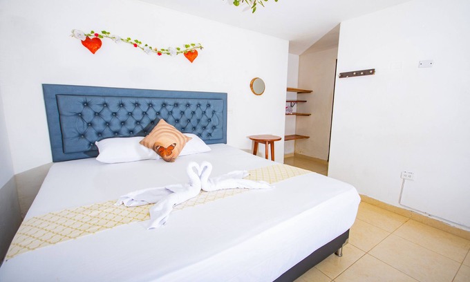 San Jeronimo Hotel | Inviting Double Room in San Jerónimo for Family Getaways
