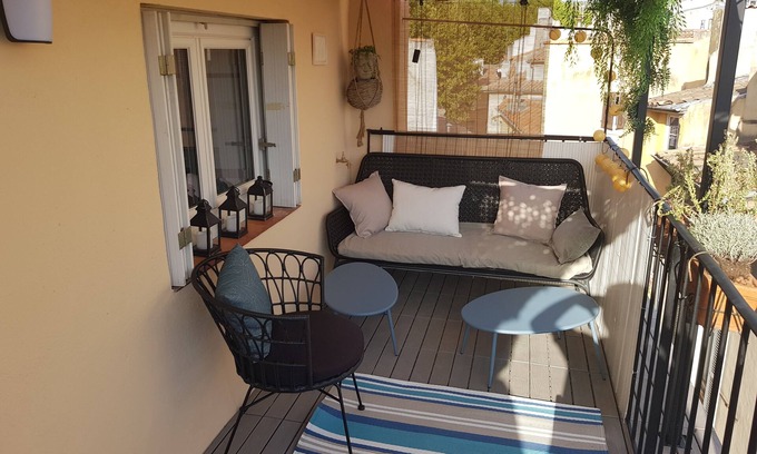 Aix-en-Provence Historic Centre Apartment | Elegant Duplex with Terrace in Historic Center - 10/10 Rated