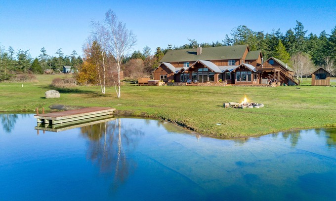 Friday Harbor House | Discover a Delightful Estate with Hot Tub & Pool Access