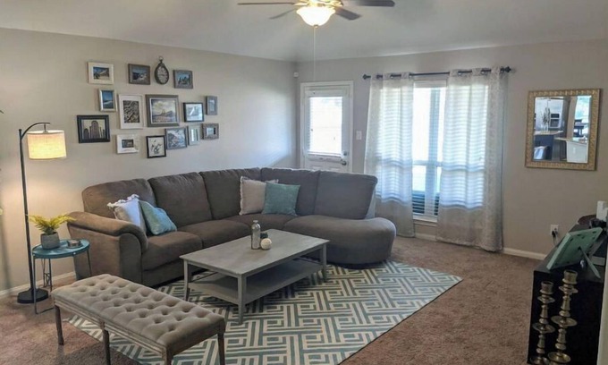 Central Southwest House | Inviting Entire Home Near NRG, Med Center & Downtown