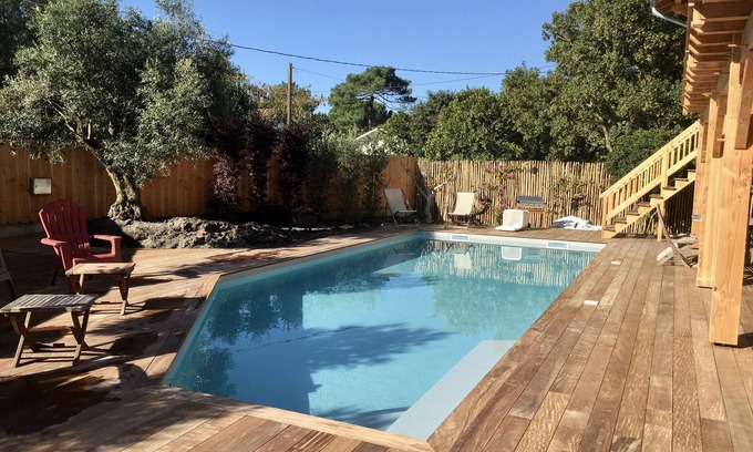 Andernos-les-Bains House | Guest Rated 10/10: Family Home with Private Pool & Ocean View