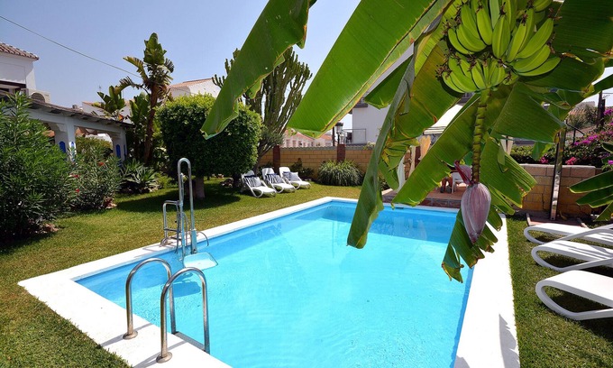 Nerja City Centre Villa | Guest Rated 10/10 Villa with Private Pool near Burriana Beach