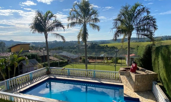Ibiuna House | Idyllic Farm Stay in Ibiuna with Pool and Pet-Friendly Options