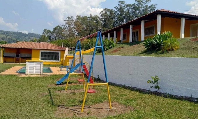 Socorro House | Beautiful farm: large house, barbecue, swimming pool, playground for children ..