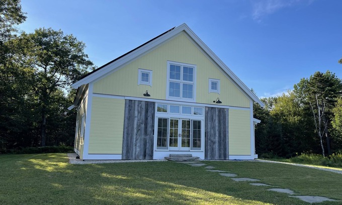 Freeport House | Exceptional Farmhouse Retreat with Trails and Ocean Views
